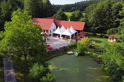 At Hájence