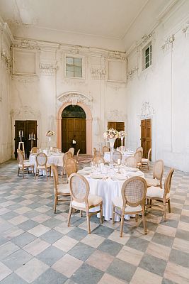 Chateau Křinec Castle Stables and Baroque Hall