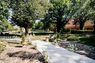 Kutná Hora Schloss Úmonín