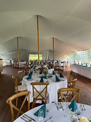 Lều Bedouin trong khuôn viên khách sạn Obora