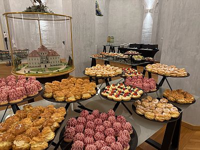 Замок Карлова Коруна