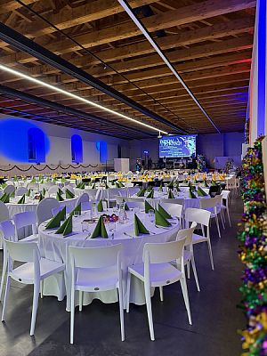 Замок Карлова Коруна