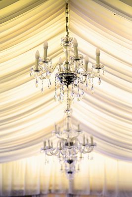 Wedding at the castle in Chlumec nad Cidlinou: the Skarks