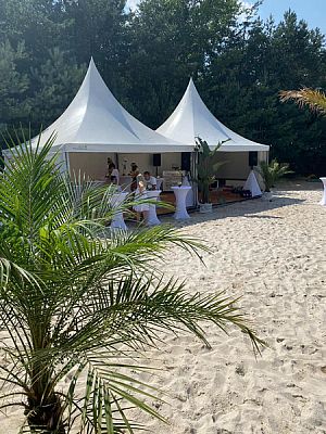 Wedding catering at the lake in Konetopi
