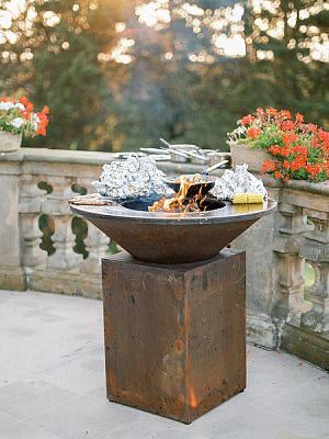 Wedding catering for newlyweds at the Chlumec nad Cidlinou Castle